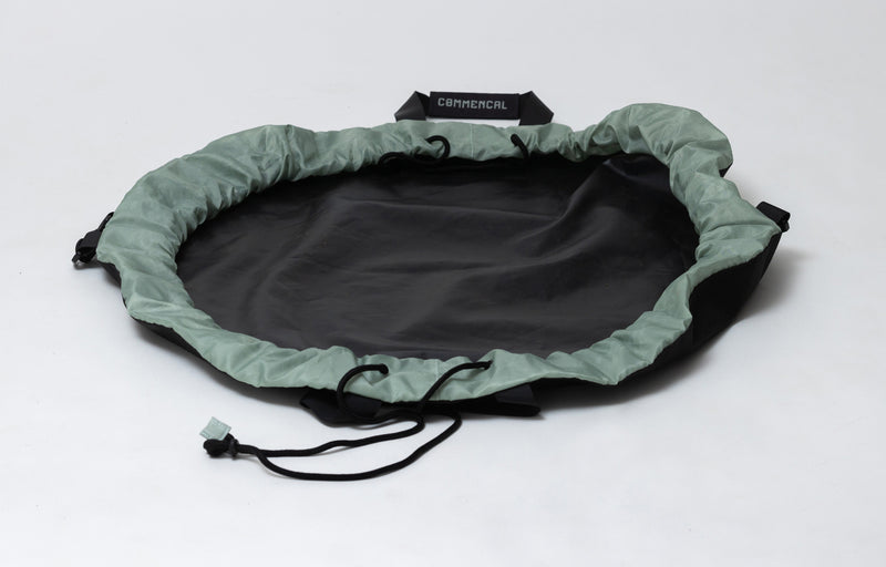Load image into Gallery viewer, Commencal Changing Mat Bag - Black
