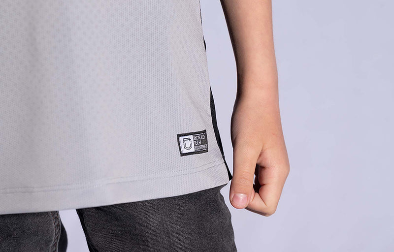 Load image into Gallery viewer, Commencal Litech Short Sleeve Jersey Sand/Black - Kids
