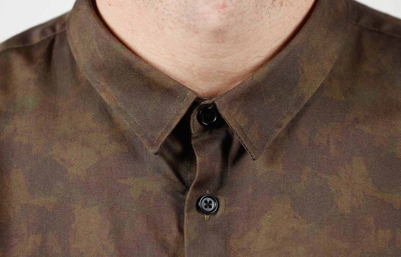 Load image into Gallery viewer, Commencal Lightweight Short Sleeve Shirt - Camo/Khaki - Men&#39;s
