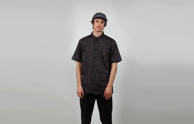 Load image into Gallery viewer, Commencal Short Sleeve Lightweight Shirt - Mud - Men&#39;s
