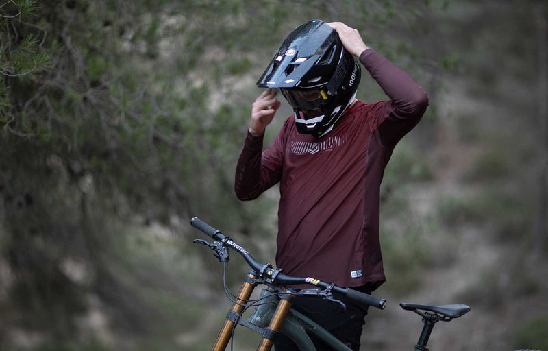 Load image into Gallery viewer, Commencal Litech Long Sleeve Jersey Essential Red Dirt
