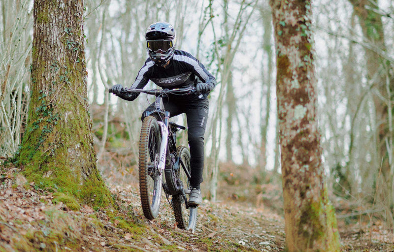 Load image into Gallery viewer, Commencal DH Pants Black - Unisex
