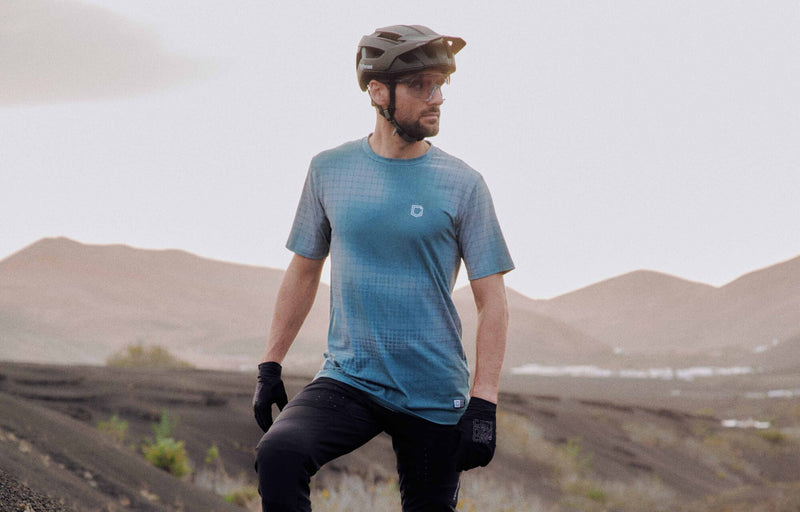 Load image into Gallery viewer, Commencal Softech Short Sleeve Jersey Camo Grid Green - Unisex

