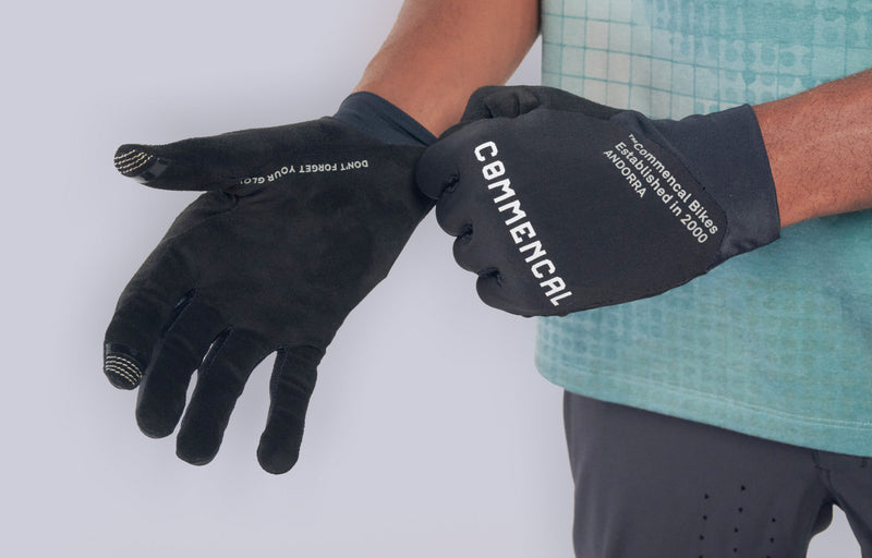 Load image into Gallery viewer, Commencal Litech Gloves - Black
