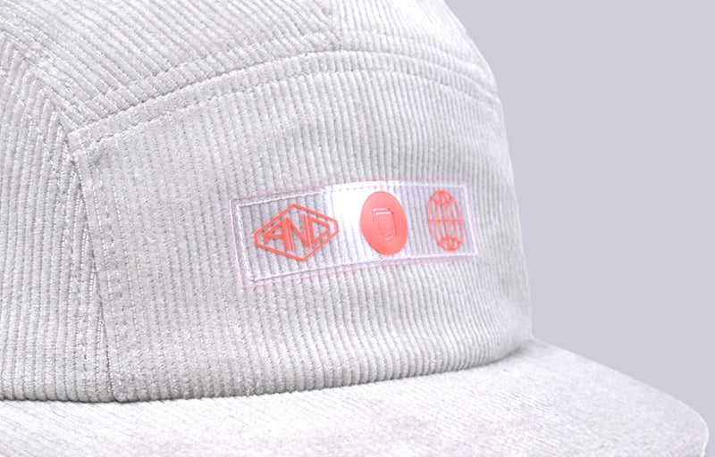 Load image into Gallery viewer, Commencal 5 Panel Cap Velvet Beige
