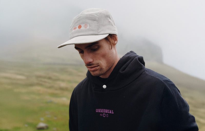 Load image into Gallery viewer, Commencal 5 Panel Cap Velvet Beige
