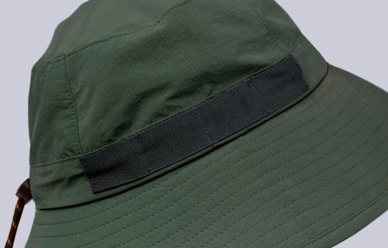 Load image into Gallery viewer, Commencal Waterproof Shaper Hat - Green
