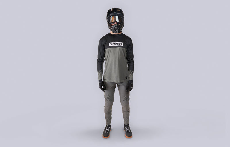 Load image into Gallery viewer, Commencal Litech Race Long Sleeve Jersey - Dark Grey - Men&#39;s
