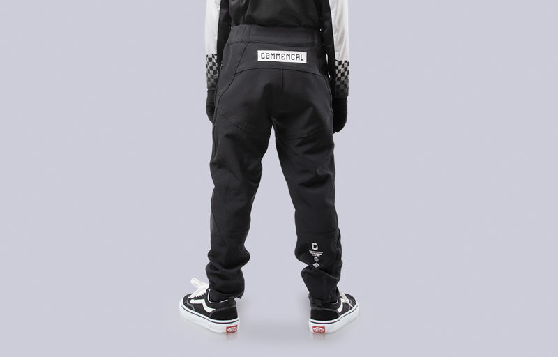 Load image into Gallery viewer, Commencal Hardtech Kids Pants - Black
