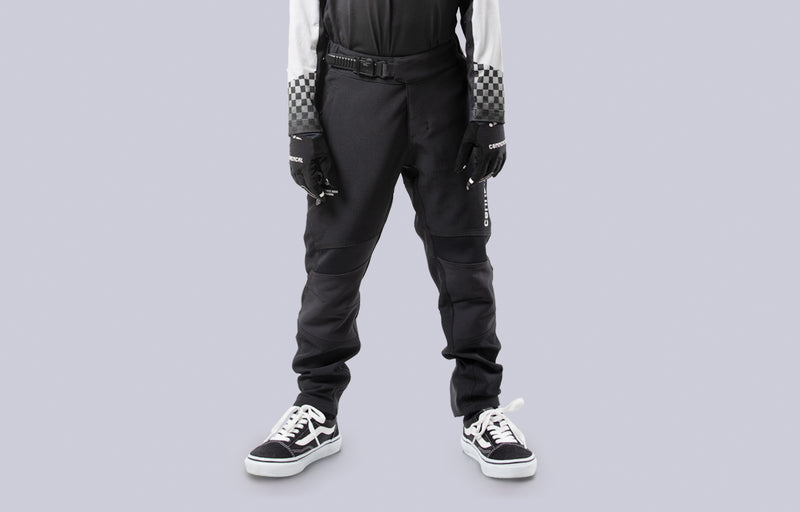 Load image into Gallery viewer, Commencal Hardtech Kids Pants - Black
