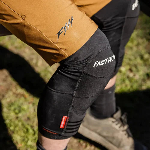 Load image into Gallery viewer, Fasthouse Youth Hooper Knee Pads
