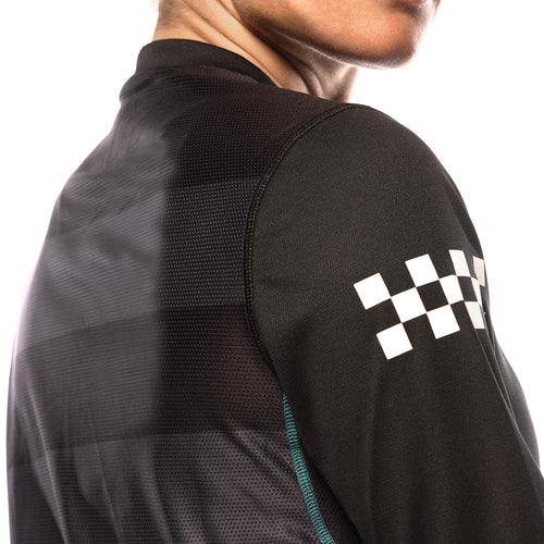 Load image into Gallery viewer, Fasthouse Women&#39;s Alloy Ronin Long Sleeve Jersey - Black
