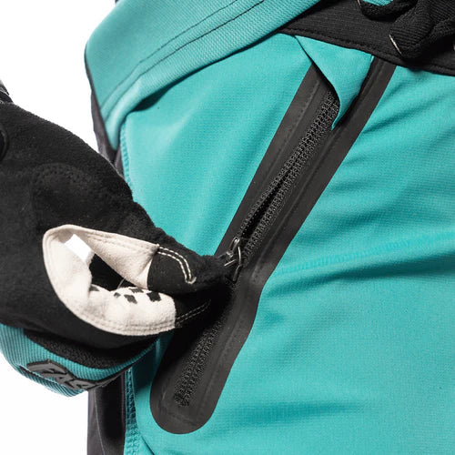 Load image into Gallery viewer, Fasthouse Crossline Shorts - Teal - Women&#39;s
