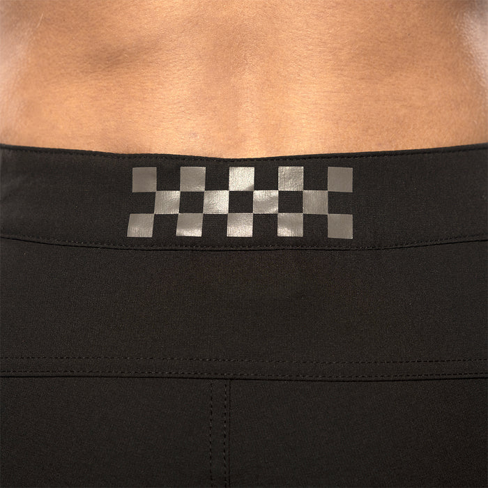 Load image into Gallery viewer, Fasthouse Women Shredder Pants - Black
