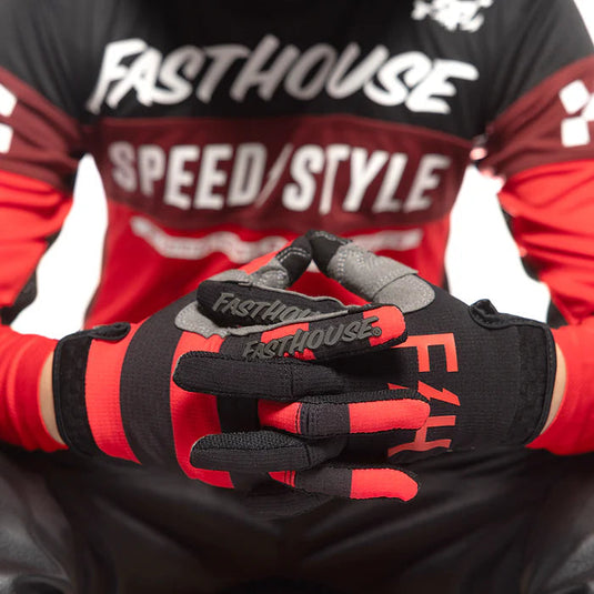 Fasthouse Youth Speed Style Akin Glove - Black/Red