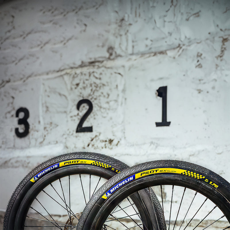 Load image into Gallery viewer, Michelin Pilot SX
