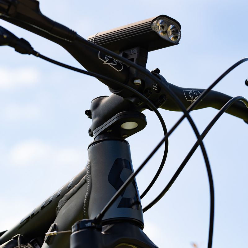 Load image into Gallery viewer, Oxford Headset Spacer Tag Mount - 7

