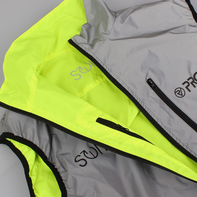 Load image into Gallery viewer, Proviz Switch Men's Gilet - Close-Up
