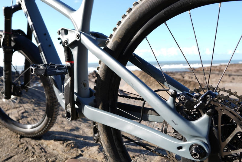Load image into Gallery viewer, Mucky Nutz Stay Skinz Camo Chain and Seat Stay Protectors
