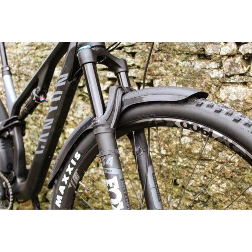 Load image into Gallery viewer, Mucky Nutz MugGuard Long Mudguard for Mountain Bikes
