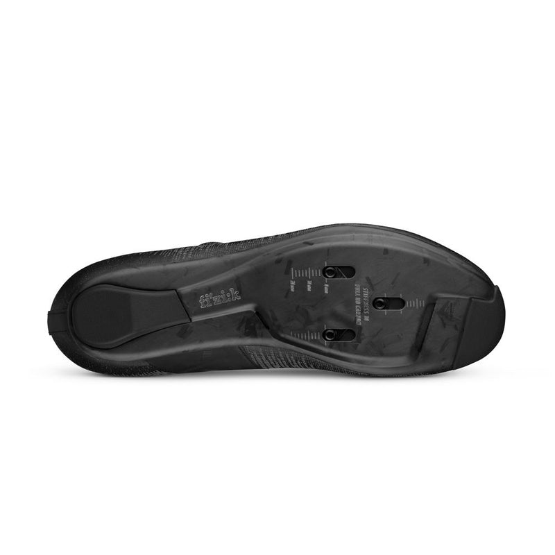 Load image into Gallery viewer, Fizik Vento Infinito Knit Carbon 2 Cycling Shoes - Black
