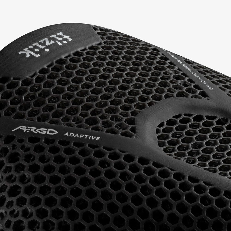Load image into Gallery viewer, Fizik Vento Argo R3 Adaptive Saddle - Unisex
