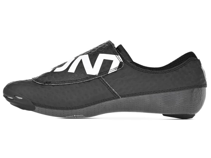 Load image into Gallery viewer, Bont Zero+ Track Cycling Shoes - Matte Black - Men&#39;s
