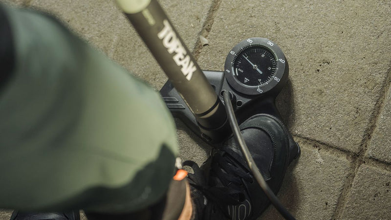Load image into Gallery viewer, Topeak Joeblow Mountain Floor Pump 60psi
