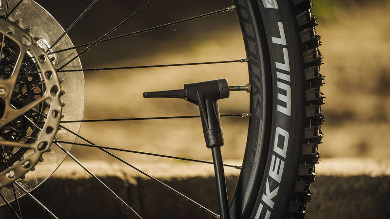 Load image into Gallery viewer, Topeak Joeblow Mountain Floor Pump 60psi
