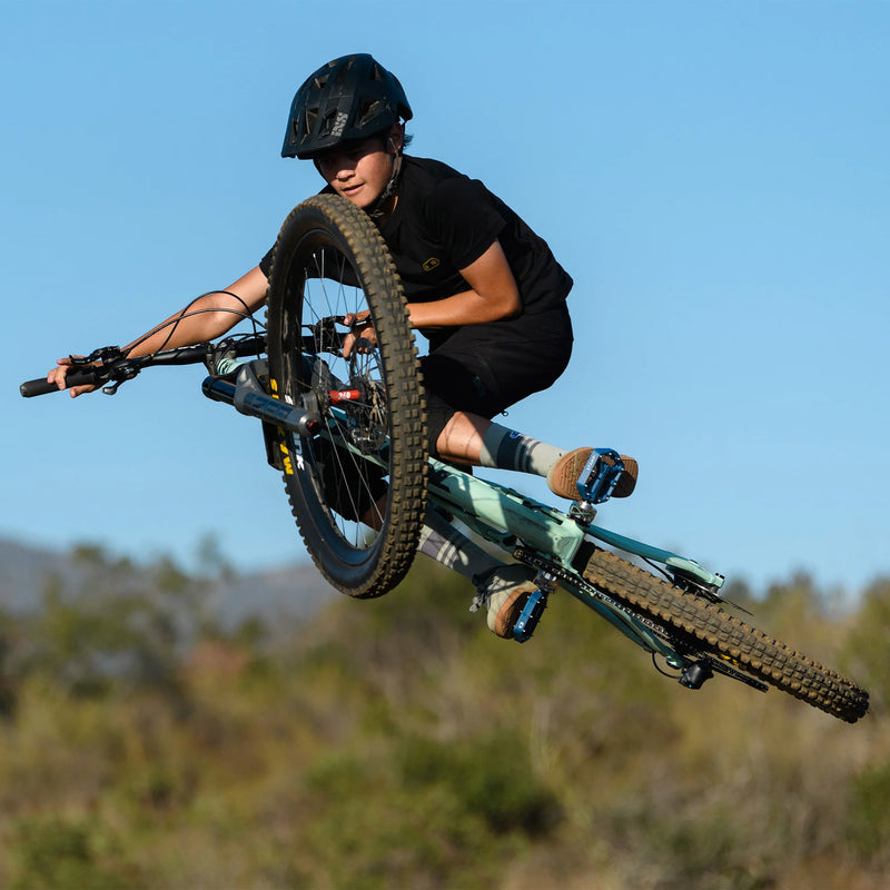 Load image into Gallery viewer, Crankbrothers Stamp 1 Small Composite Pedals - Unisex
