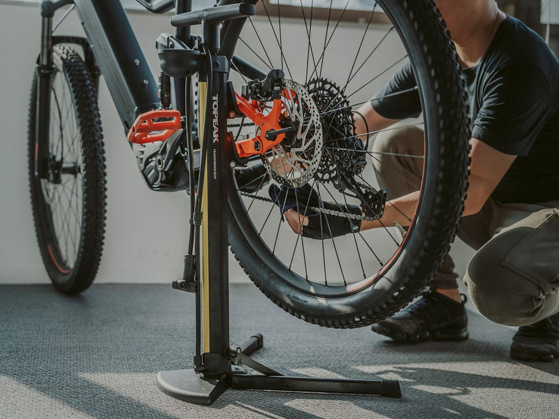 Load image into Gallery viewer, Topeak Transformer eUP Bike Stand and Floor Pump Combination

