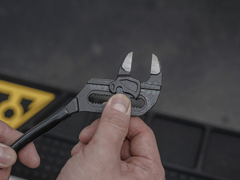 Load image into Gallery viewer, Topeak Pliers Wrench 7"
