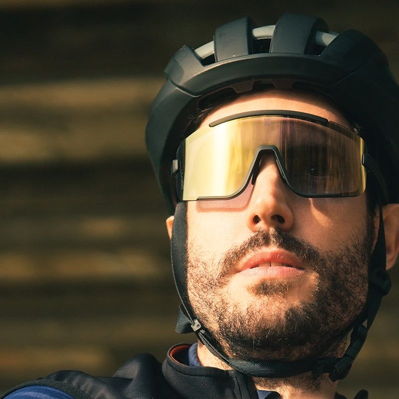 Load image into Gallery viewer, ULAC Neo Vue HOKO Eyewear with Photochromic Lenses and Dual Purpose Handlebar Bag

