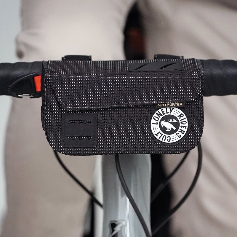 Load image into Gallery viewer, ULAC Neo Vue HOKO Eyewear with Photochromic Lenses and Dual Purpose Handlebar Bag
