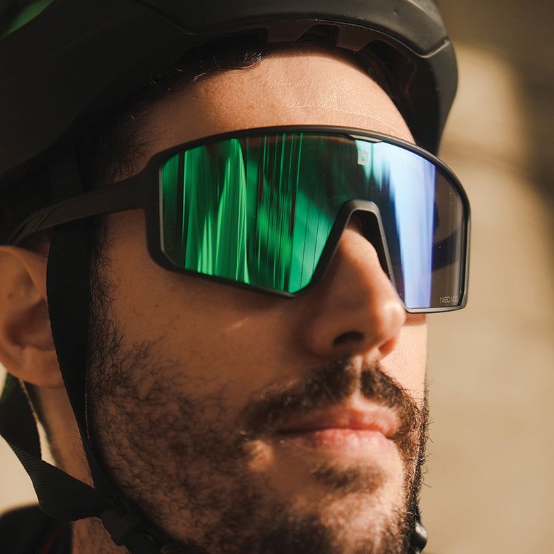 Load image into Gallery viewer, ULAC Neo Vue Luft Eyewear with Polarized Lenses and Handlebar Bag
