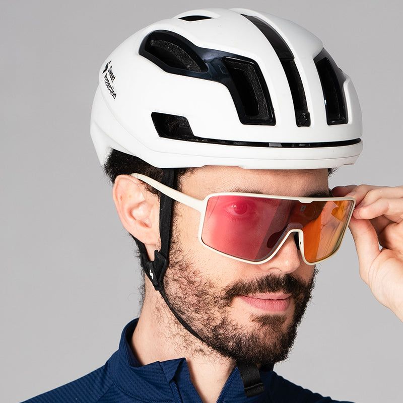 Load image into Gallery viewer, ULAC Neo Vue Otaku Sport Sunglasses with Photochromic and Polarized Lenses
