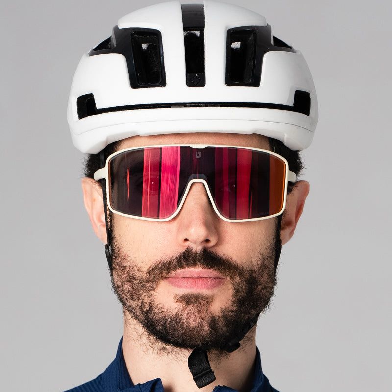 Load image into Gallery viewer, ULAC Neo Vue Otaku Sport Sunglasses with Photochromic and Polarized Lenses
