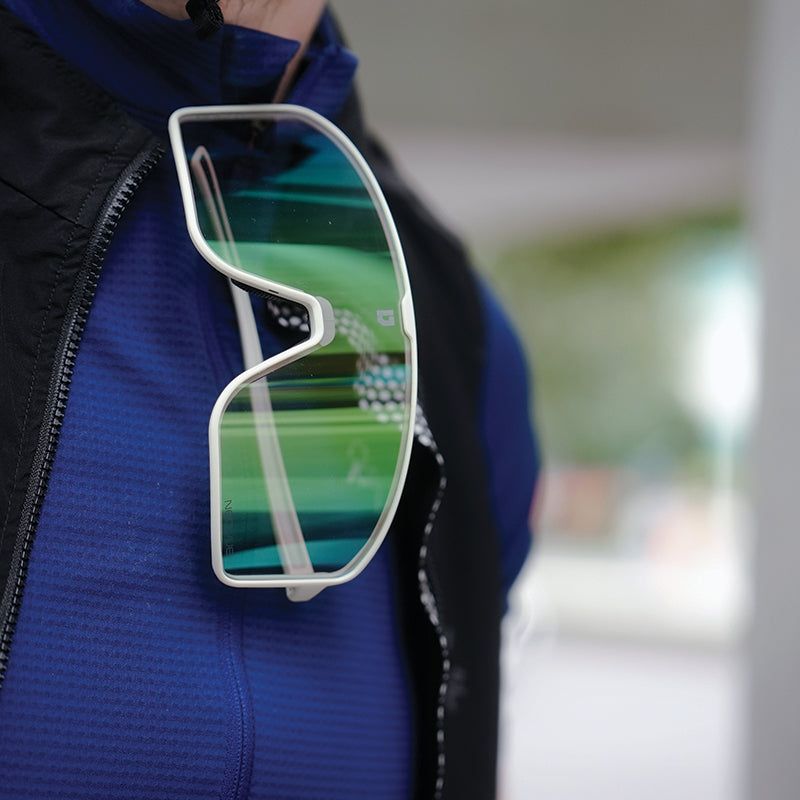 Load image into Gallery viewer, ULAC Neo Vue Otaku Sport Sunglasses with Photochromic and Polarized Lenses
