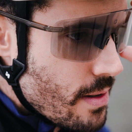 ULAC Neo Vue Visionär Eyewear with Neo Porter Bag