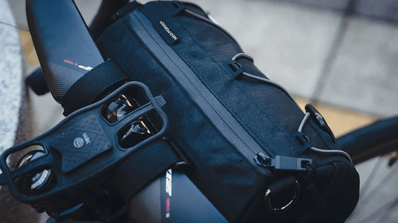 Load image into Gallery viewer, ULAC Neo Porter Coursier GT Pro Handlebar Roll 3.8L
