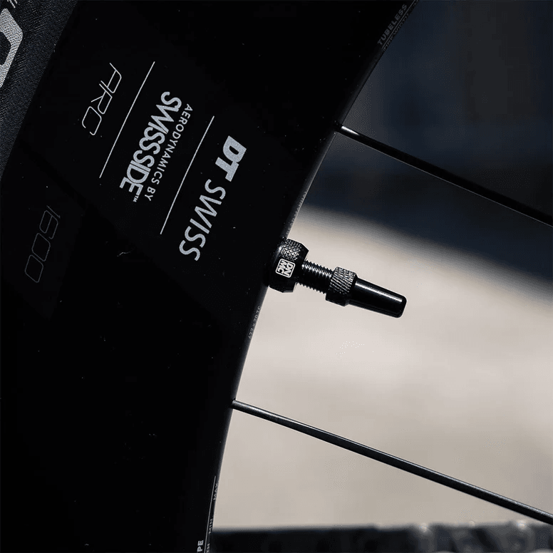 Load image into Gallery viewer, Dynamic Barkeeper Tubeless Valves

