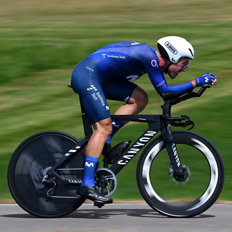 Load image into Gallery viewer, Elite Kit Crono CX Carbon Bottle and Bottlecage Kit
