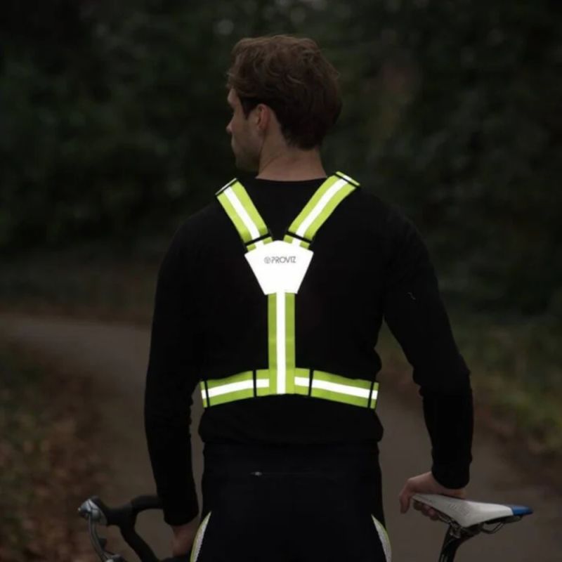 Load image into Gallery viewer, Proviz Flexi-Vis Running Vest - Lifestyle 6
