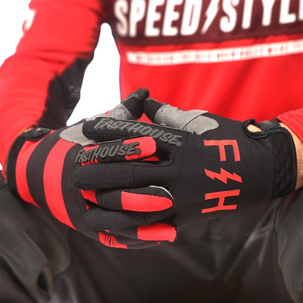 Load image into Gallery viewer, Fasthouse Speed Style Akin Glove - Black/Red
