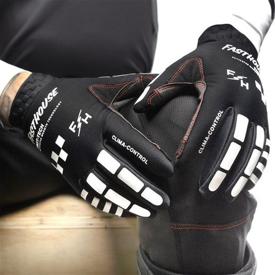 Toaster Gloves - Black/White