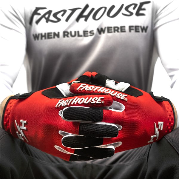 Load image into Gallery viewer, Fasthouse Speed Style Gloves - Red/Black
